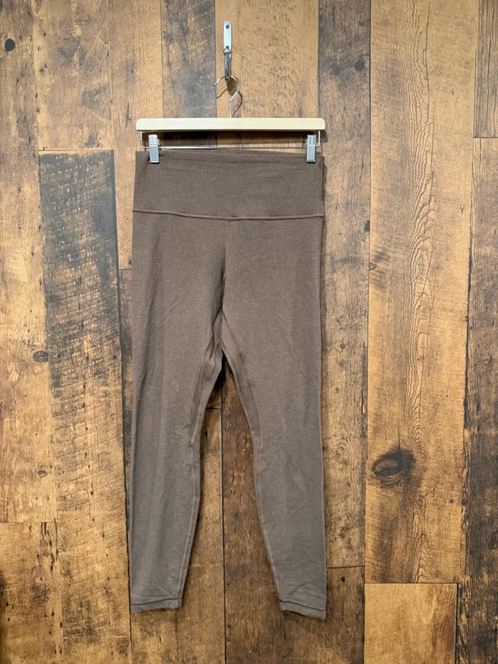 Lululemon Align High-Rise Pant 28"
Diamond Texture Print Taupetastic sz 10 EUC - Picture 2 of 6